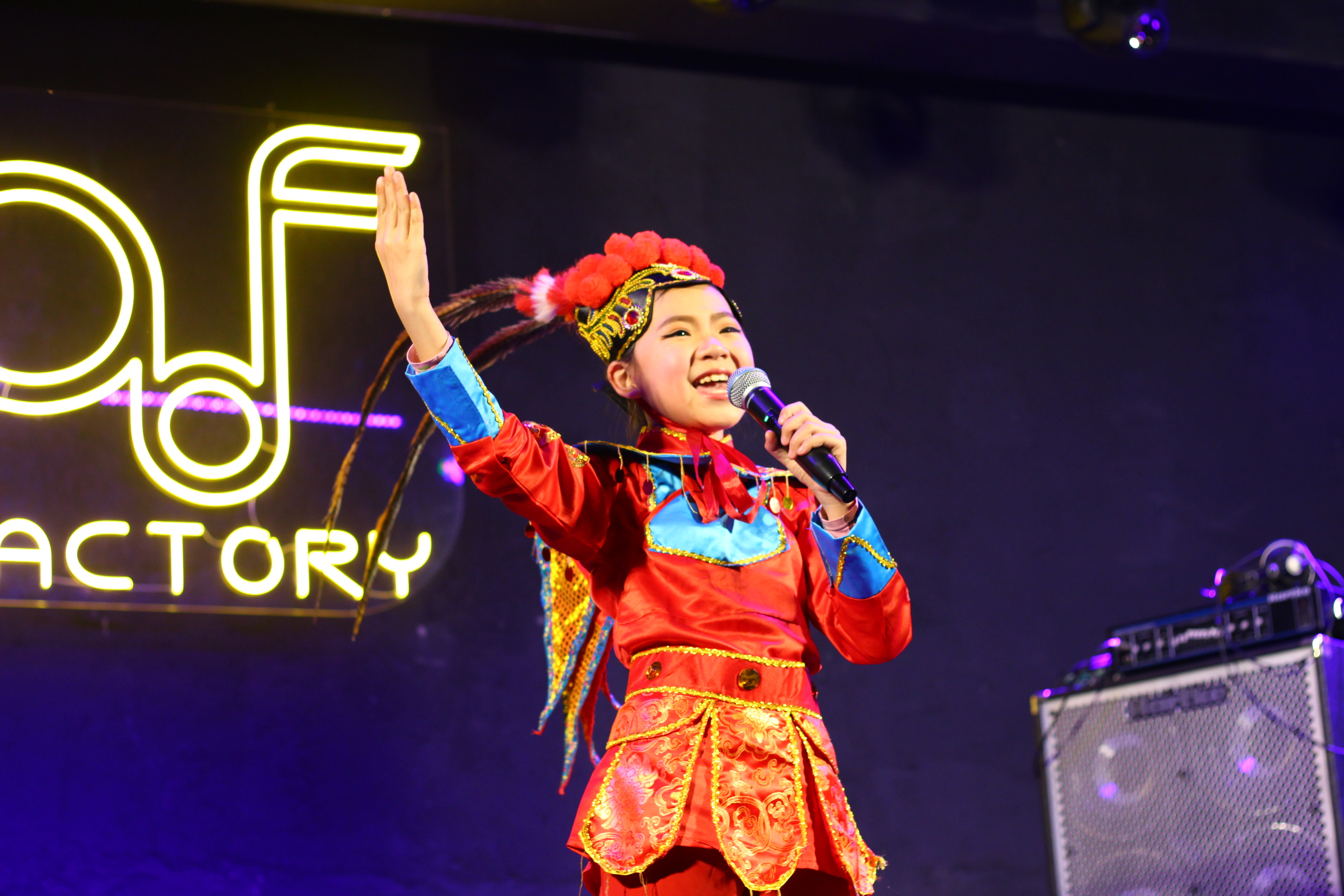 太阳新秀表现惊艳，全场观众掌声不断，国内注册需要.