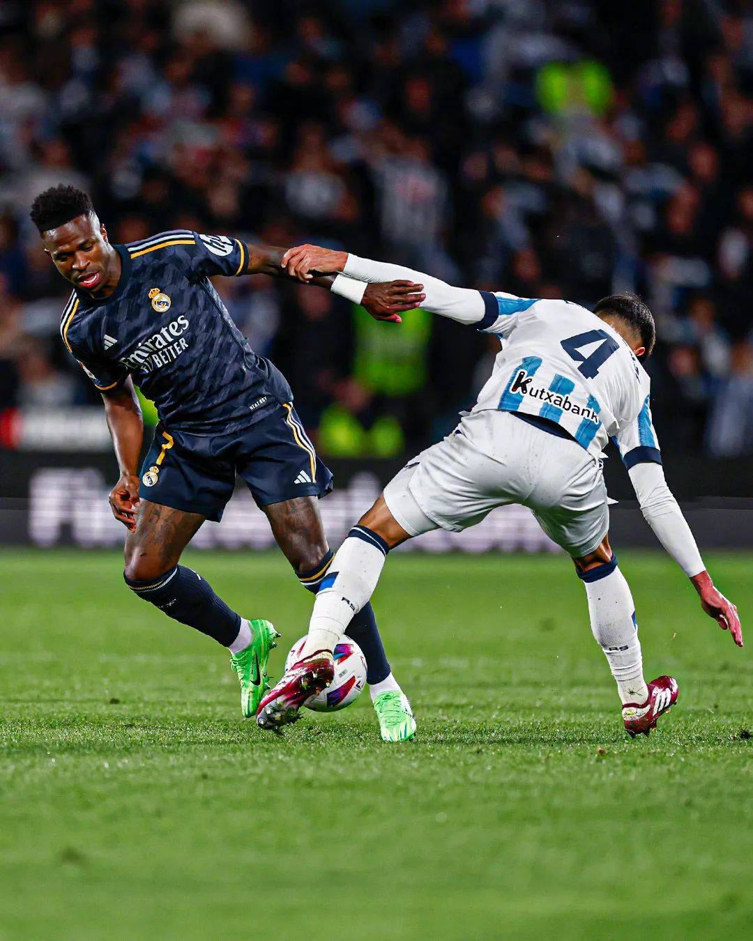 kaiyun sports-气氛紧张皇家马德里围绕西甲再遭质疑,今晨上海申花状态回暖——德甲节点到来瞬间刷屏的简单介绍-kaiyun sports